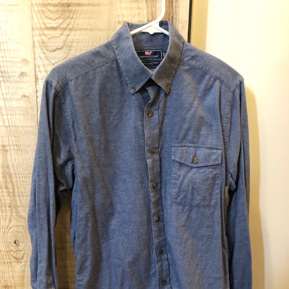 Vineyard vines button down/flannel